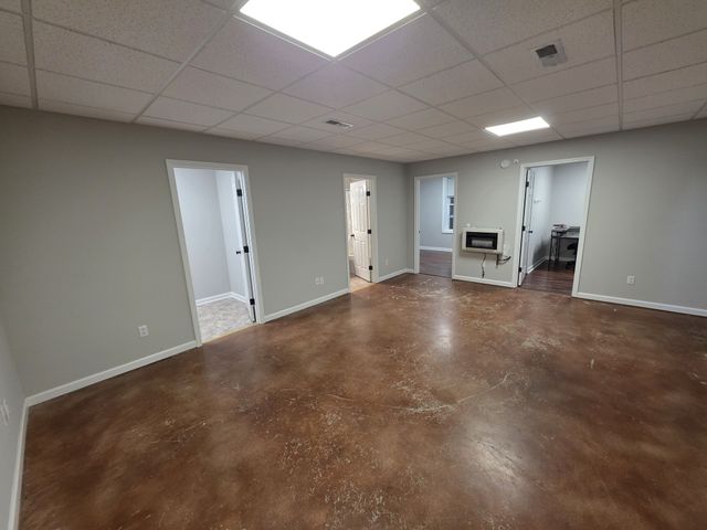 1200 Dawson Rd, White Bluff, TN 37187