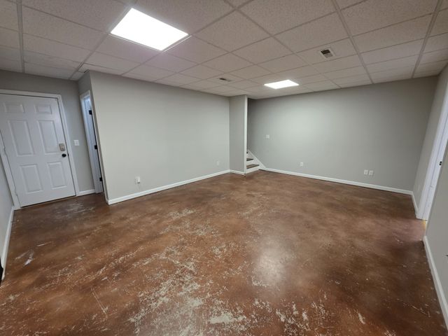 1200 Dawson Rd, White Bluff, TN 37187