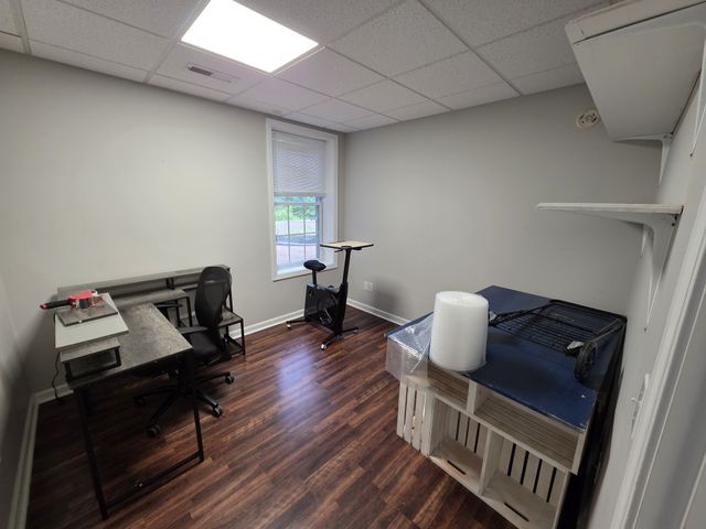 1200 Dawson Rd, White Bluff, TN 37187