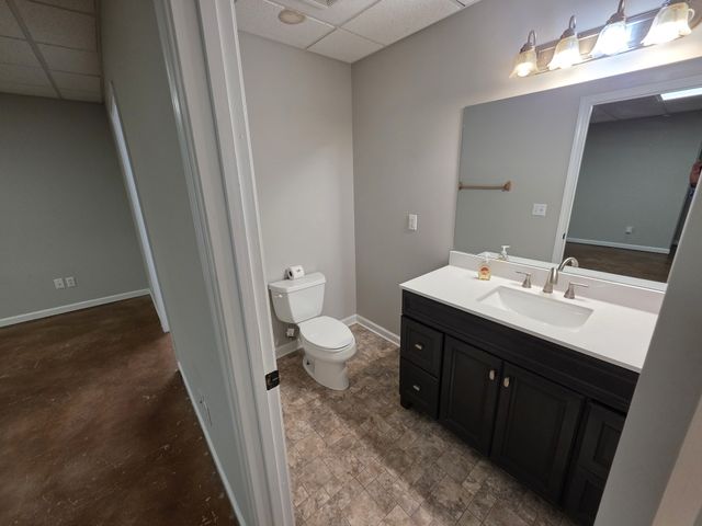 1200 Dawson Rd, White Bluff, TN 37187