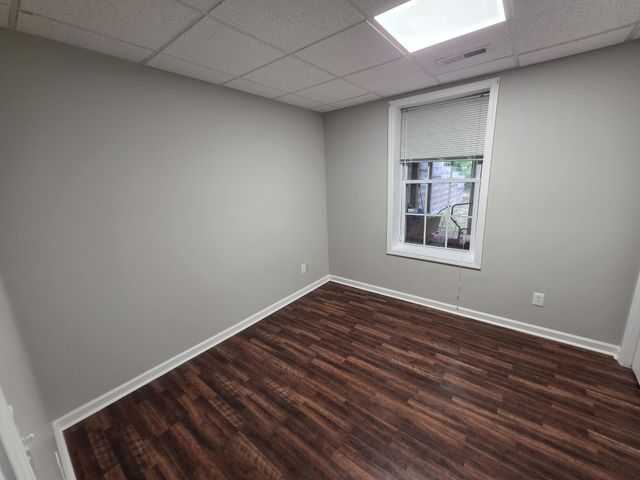 1200 Dawson Rd, White Bluff, TN 37187