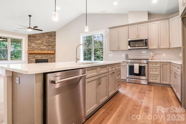 19 Craftsman Overlook Ridge, Arden, NC 28704