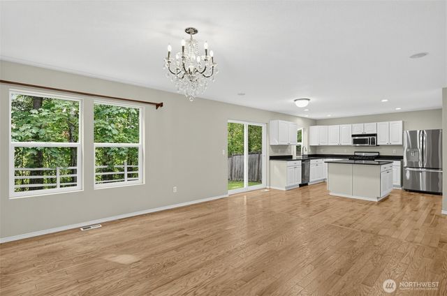 7825 Cortland Avenue SE, Snoqualmie, WA 98065