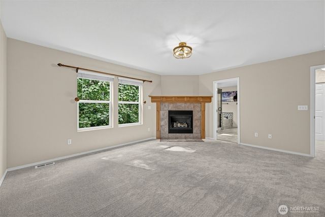 7825 Cortland Avenue SE, Snoqualmie, WA 98065