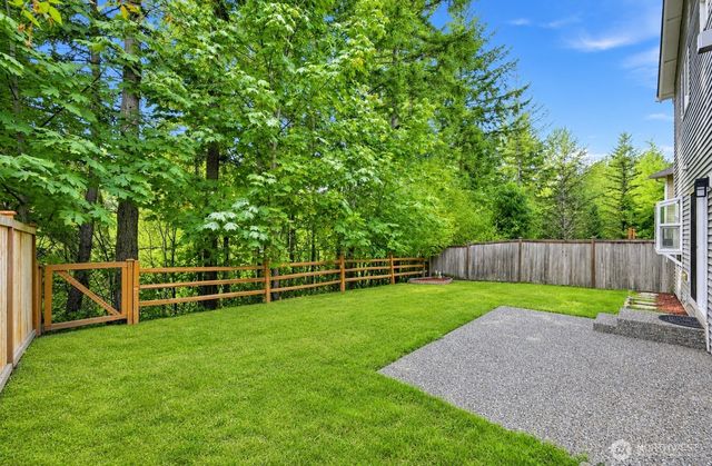 7825 Cortland Avenue SE, Snoqualmie, WA 98065