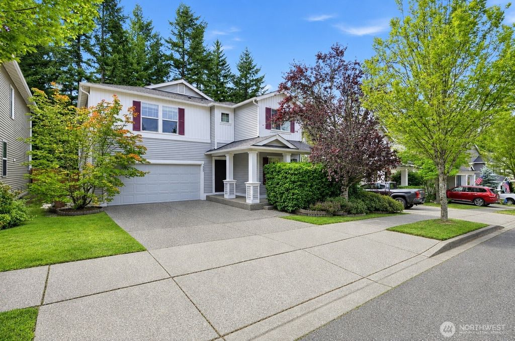 7825 Cortland Avenue SE, Snoqualmie, WA 98065