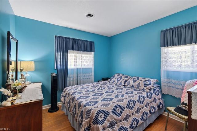 146 Ruston DR, Newport News, VA 23602