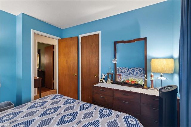 146 Ruston DR, Newport News, VA 23602