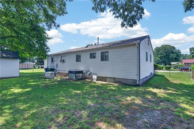 146 Ruston DR, Newport News, VA 23602