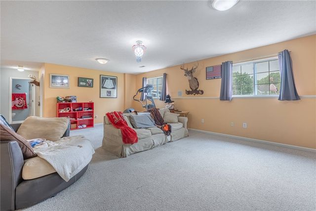 3866 Callaway Court, Bellbrook, OH 45305