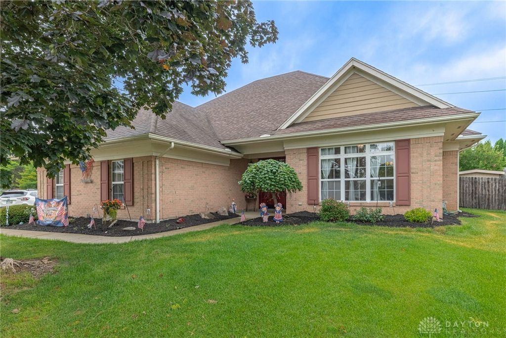 3866 Callaway Court, Bellbrook, OH 45305