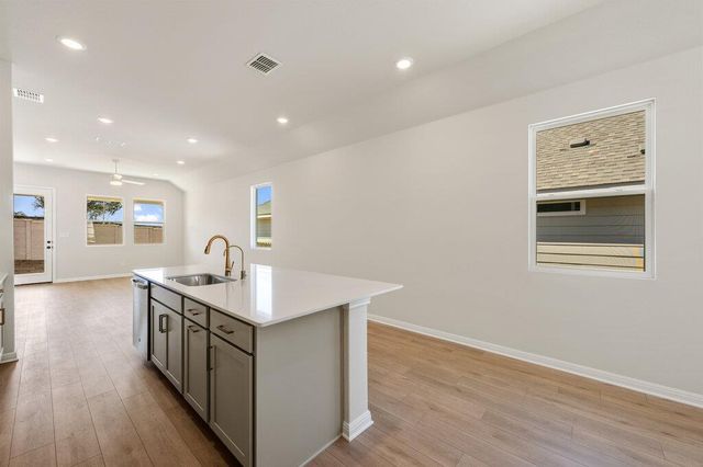 250 Ranier WAY, Dripping Springs, TX 78620