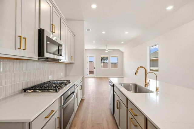 250 Ranier WAY, Dripping Springs, TX 78620