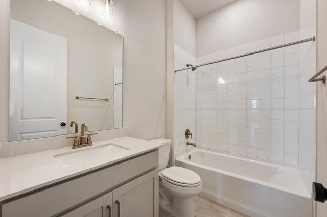 250 Ranier WAY, Dripping Springs, TX 78620