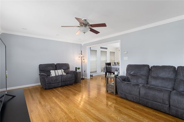 2 Daniel Way, Scituate, RI 02831