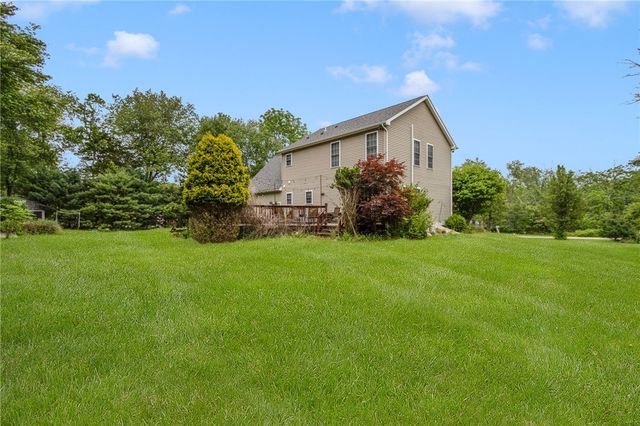 2 Daniel Way, Scituate, RI 02831