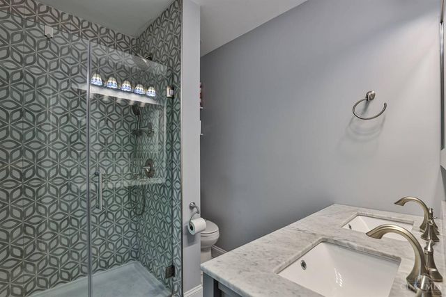 1012 Mary Lane, Wyoming, OH 45215