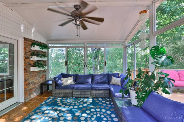 1012 Mary Lane, Wyoming, OH 45215