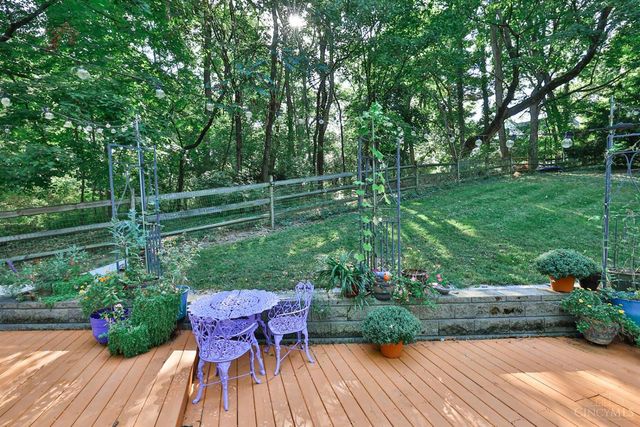 1012 Mary Lane, Wyoming, OH 45215