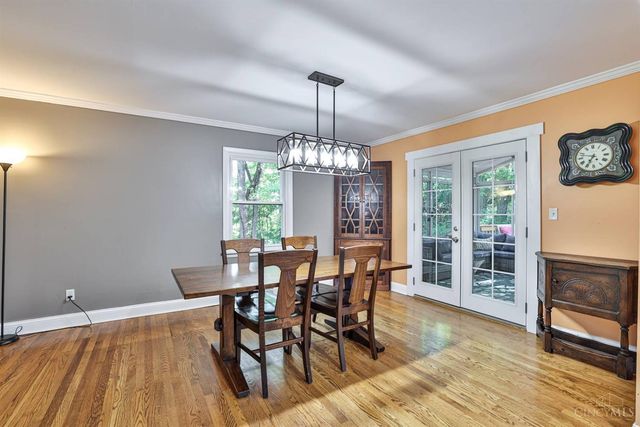 1012 Mary Lane, Wyoming, OH 45215