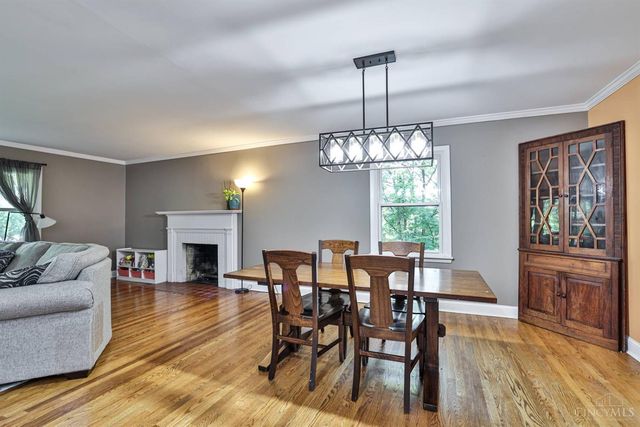 1012 Mary Lane, Wyoming, OH 45215