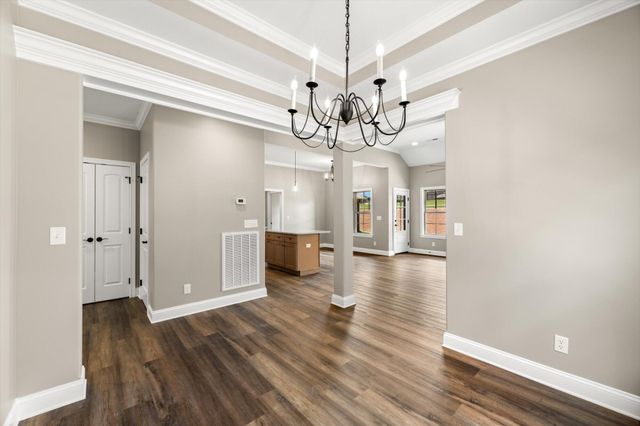 225 Lake View Point, Englewood, TN 37329