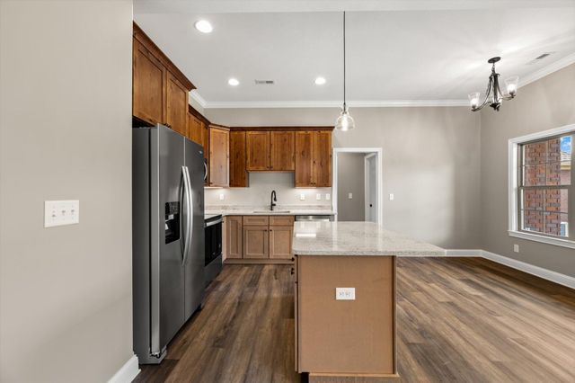 225 Lake View Point, Englewood, TN 37329