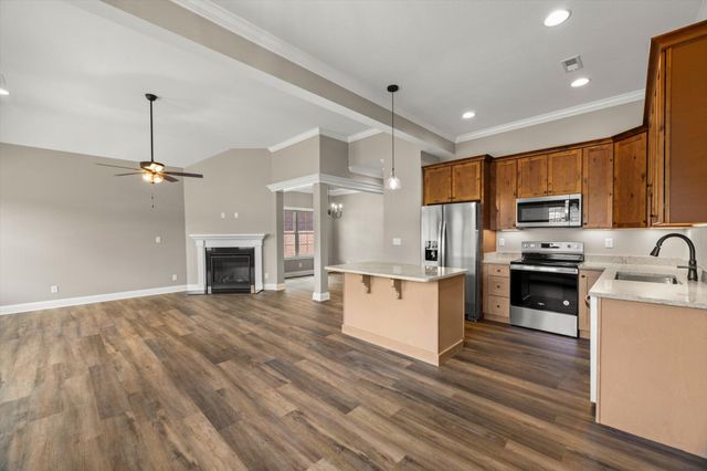 225 Lake View Point, Englewood, TN 37329