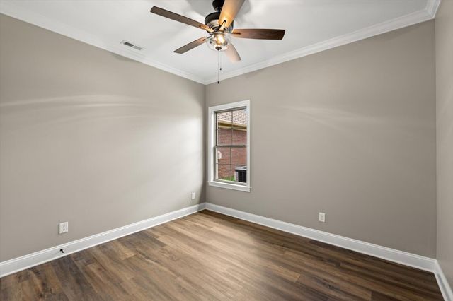 225 Lake View Point, Englewood, TN 37329