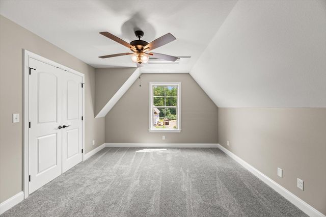 225 Lake View Point, Englewood, TN 37329