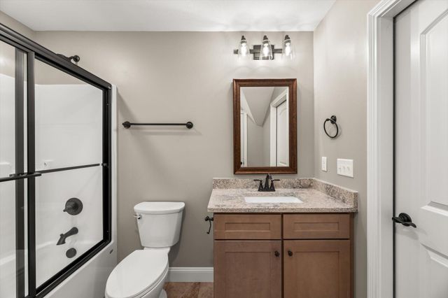 225 Lake View Point, Englewood, TN 37329