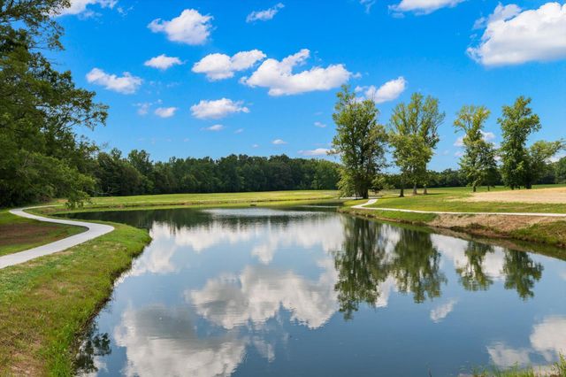 225 Lake View Point, Englewood, TN 37329