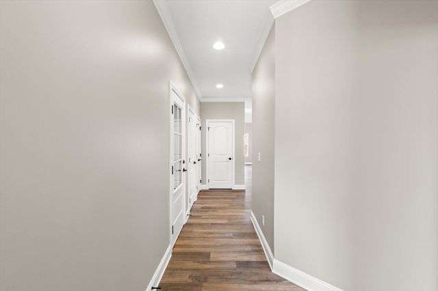 225 Lake View Point, Englewood, TN 37329