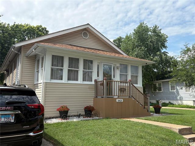 2425 State Street, Granite City, IL 62040