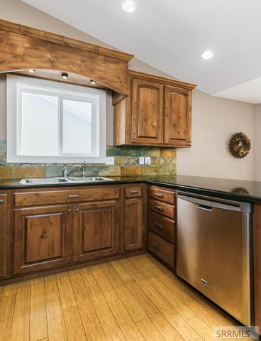 4909 Sabrina, Chubbuck, ID 83202