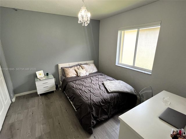 1605 Salerno Cir, Weston, FL 33327