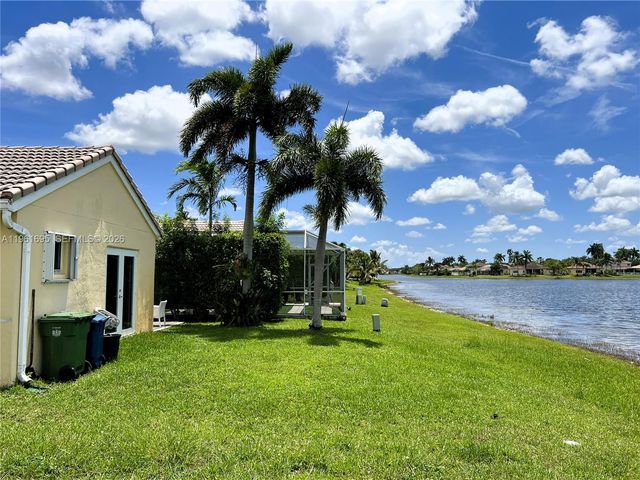 1605 Salerno Cir, Weston, FL 33327