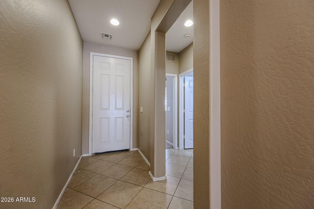 12041 W COTTONTAIL Lane, Peoria, AZ 85383