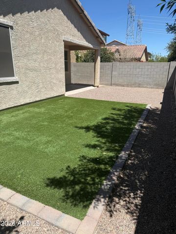 12041 W COTTONTAIL Lane, Peoria, AZ 85383