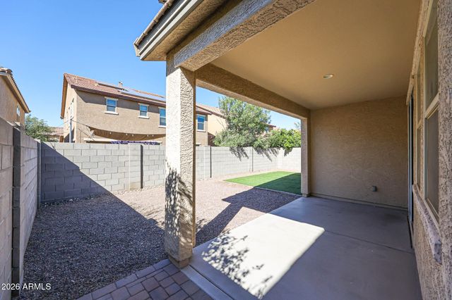 12041 W COTTONTAIL Lane, Peoria, AZ 85383
