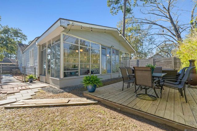 1827 Pericles St, Baton Rouge, LA 70808