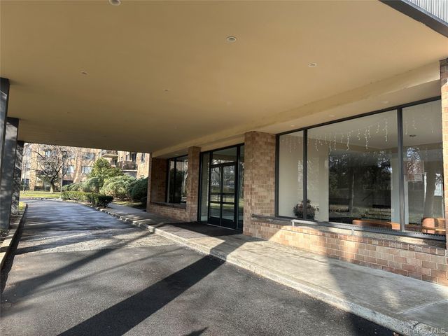 1101 Midland Avenue 323, Bronxville, NY 10708
