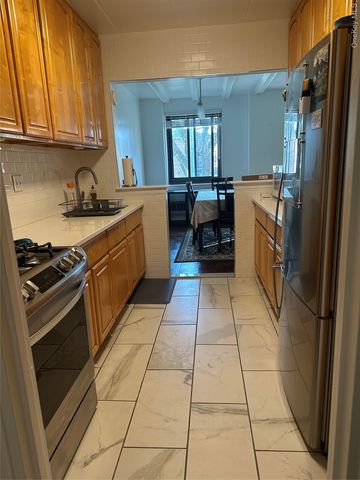 1101 Midland Avenue 323, Bronxville, NY 10708