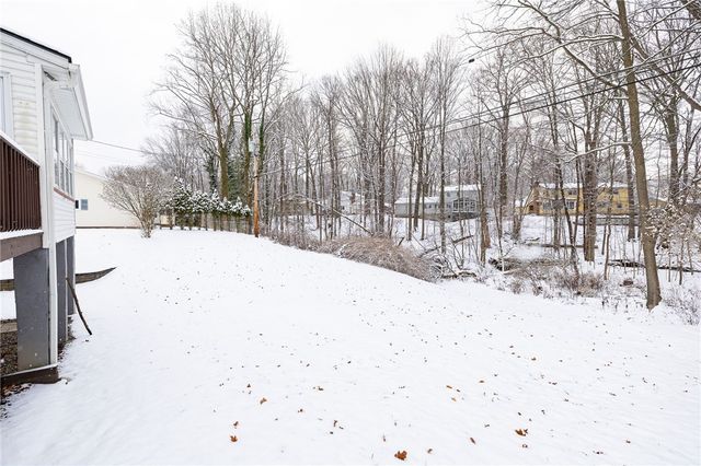 25 Brookside Drive, Perinton, NY 14450