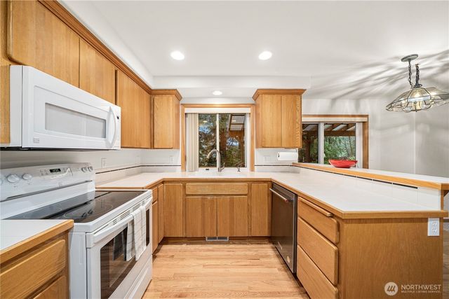 14720 48th Avenue NW, Gig Harbor, WA 98332