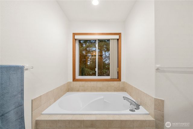 14720 48th Avenue NW, Gig Harbor, WA 98332