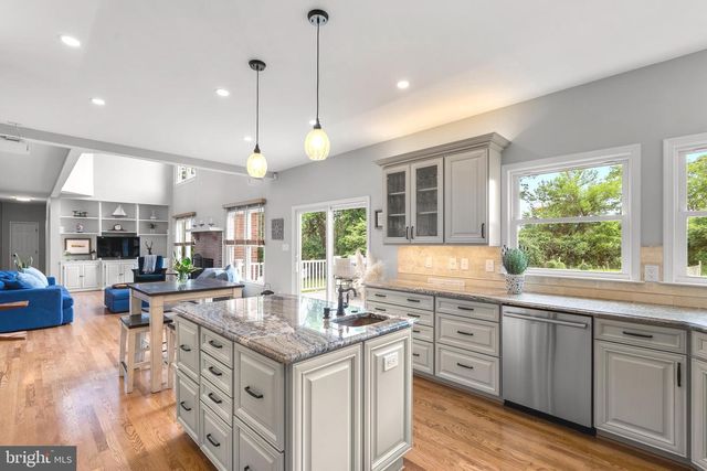19930 WHITE GROUND RD, Boyds, MD 20841