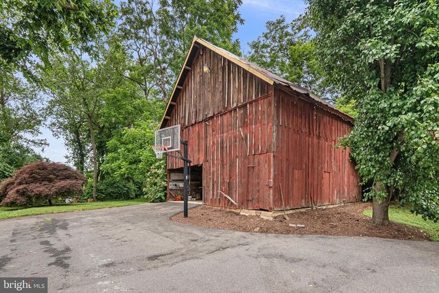 19930 WHITE GROUND RD, Boyds, MD 20841
