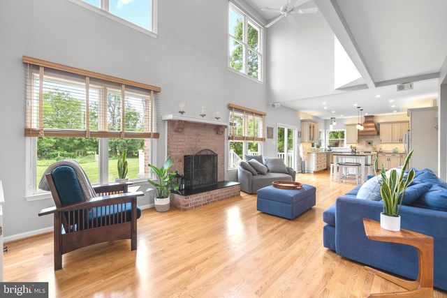 19930 WHITE GROUND RD, Boyds, MD 20841