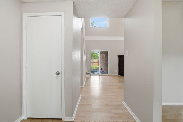 512 Buttercup Trail, Mesquite, TX 75149